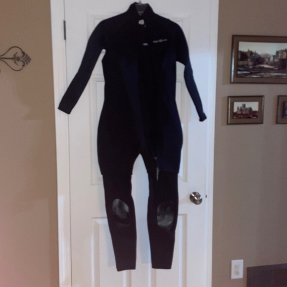 Neosport 2 Piece Wetsuit - Picture 1 of 7